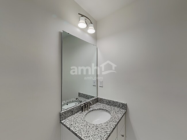 Building Photo - 5029 Twin River Dr