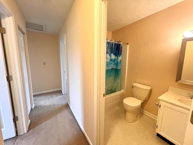 Building Photo - Cranberry Township - 3 Bedroom 2.5 Bathroo...