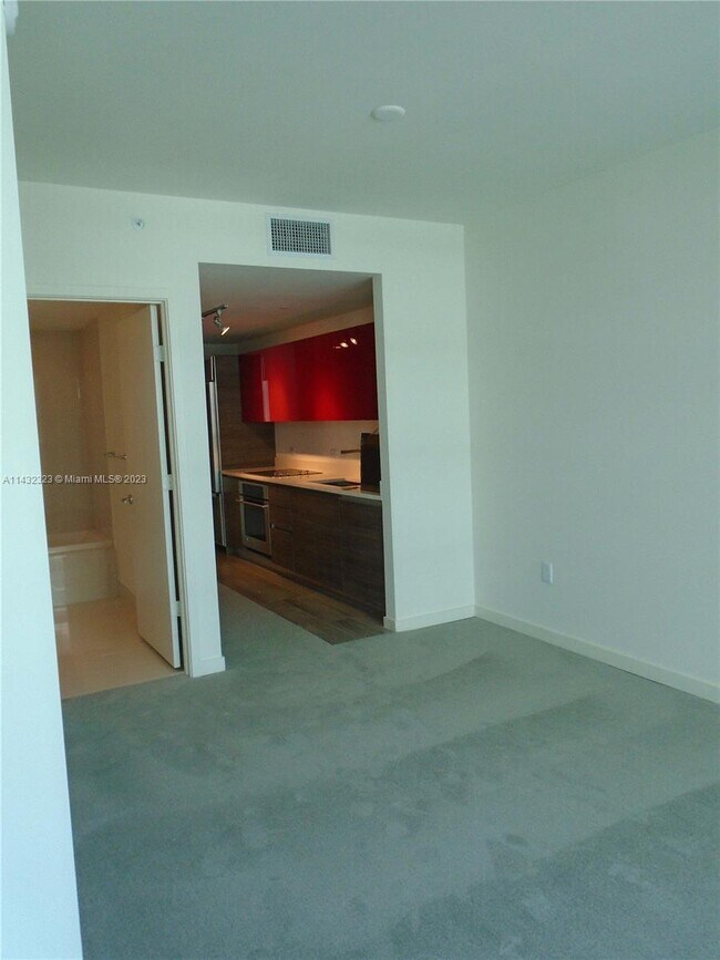 Building Photo - 1100 S Miami Ave