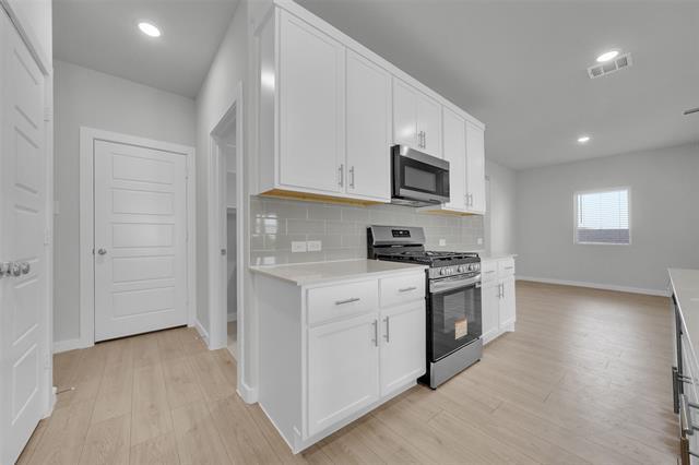 Building Photo - 305 Millwood Rd