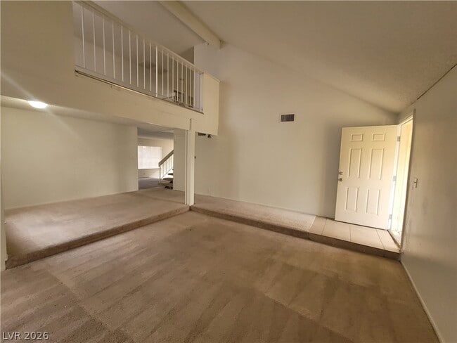 Building Photo - 4760 Woodridge Rd