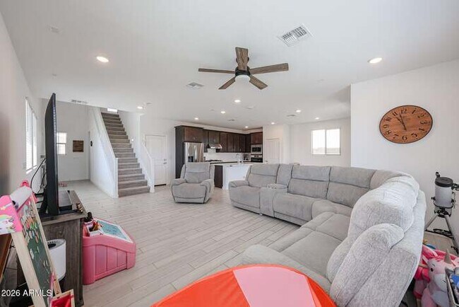 Building Photo - 3361 S 179th Dr