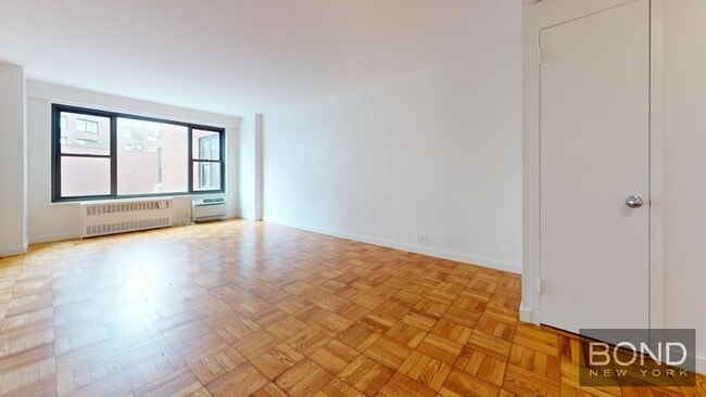 Building Photo - 145 Fourth Avenue