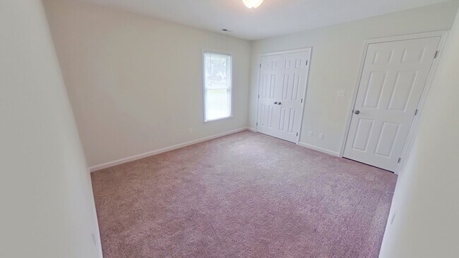 Building Photo - 6778 Buttermere Dr