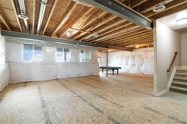 Building Photo - 2554 Eastview Dr