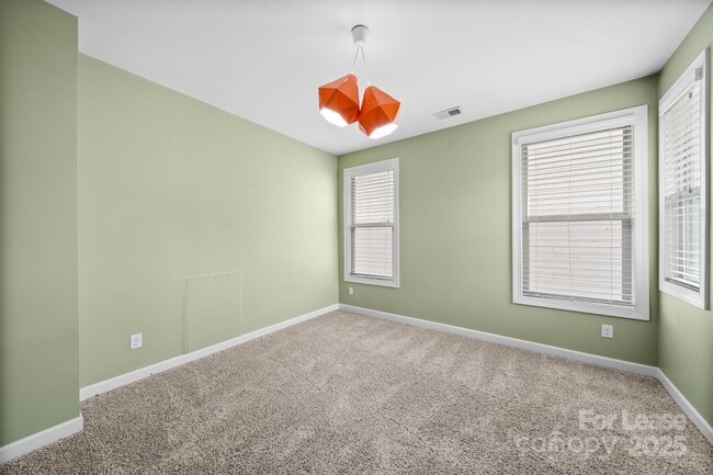 Building Photo - 1190 Arges River Dr
