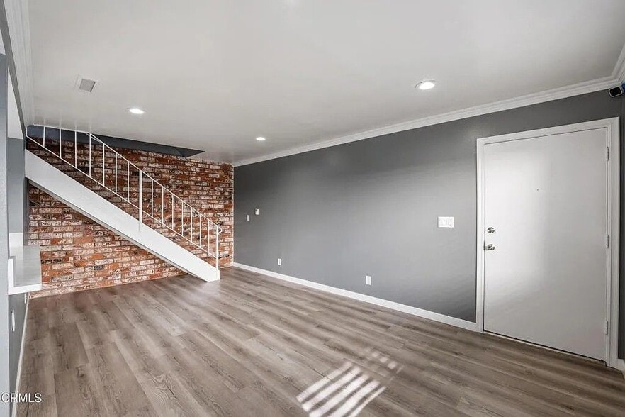 Building Photo - 2612 Tiller Ave