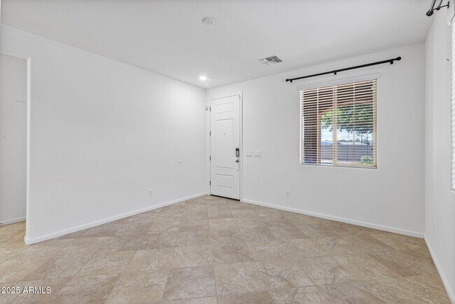 Building Photo - 3263 S Miller Dr