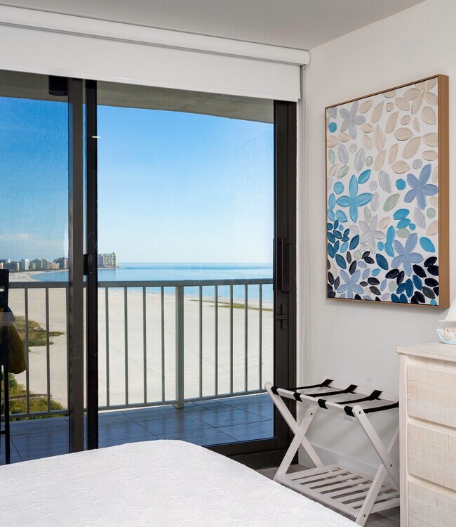 Building Photo - 380 Seaview Ct