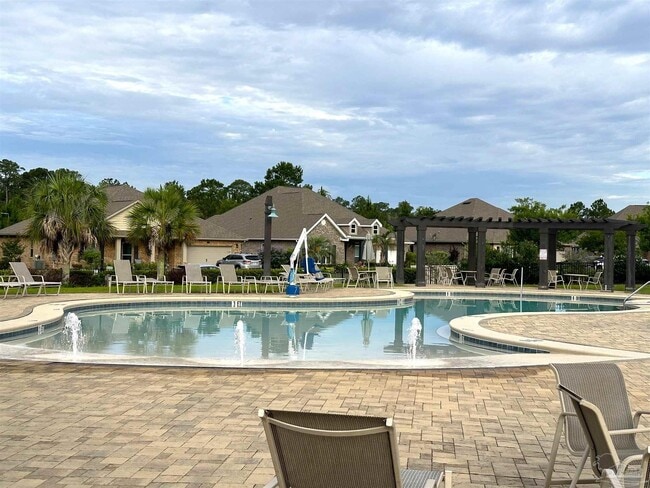 Building Photo - 4014 Whitetail Ln