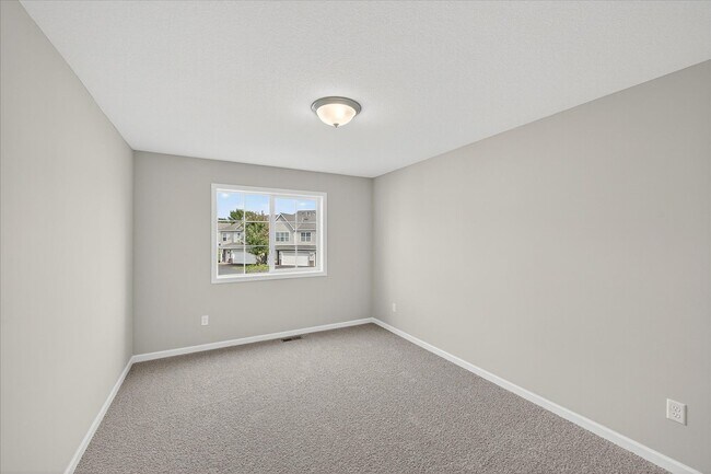 Building Photo - New construction interior-unit townhome in Zimmerman!