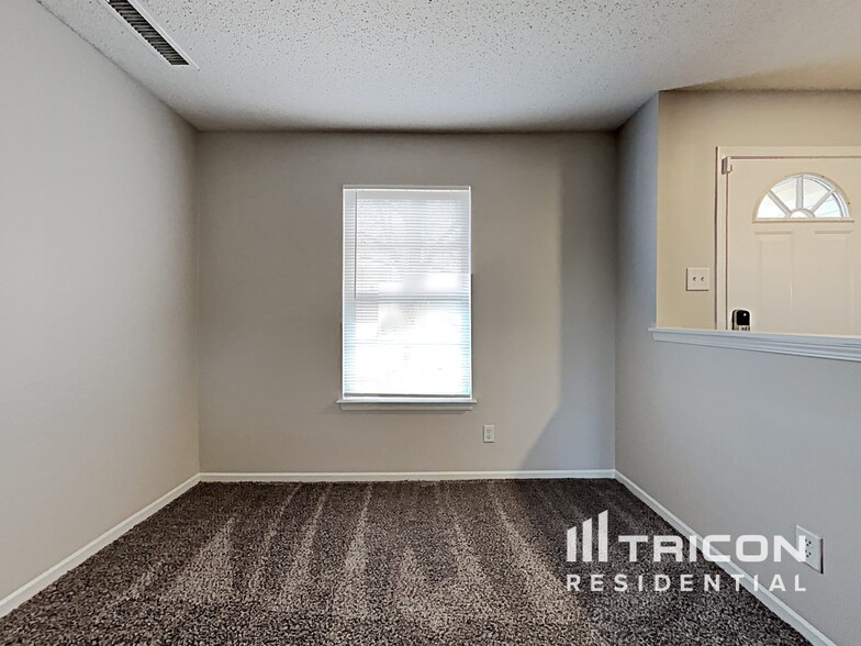 Building Photo - 3402 Carica Dr