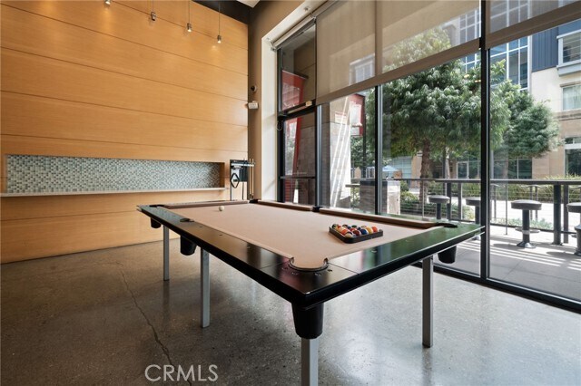 Building Photo - 133 The