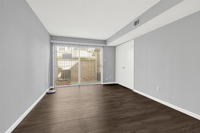 Building Photo - 12111 Lemon Ridge Ln