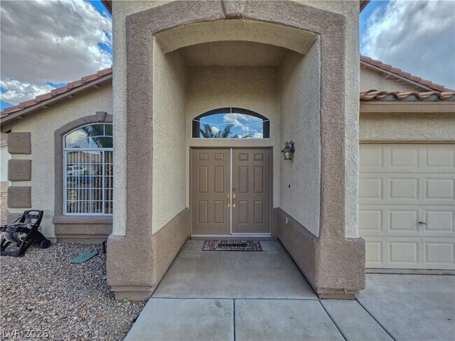 Building Photo - 1037 Blue Lantern Dr