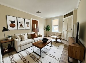 Building Photo - 50-54 N Market St