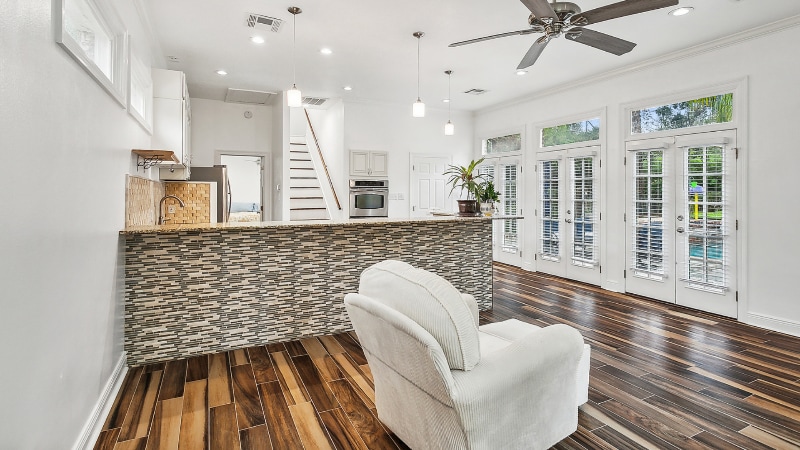 Building Photo - 126 Rue De La Paix