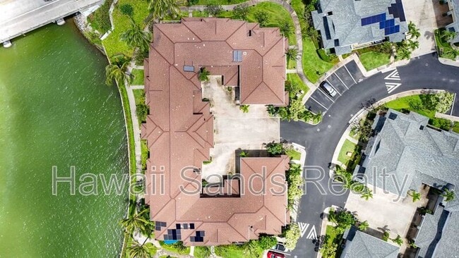 Building Photo - 520 Lunalilo Home Rd