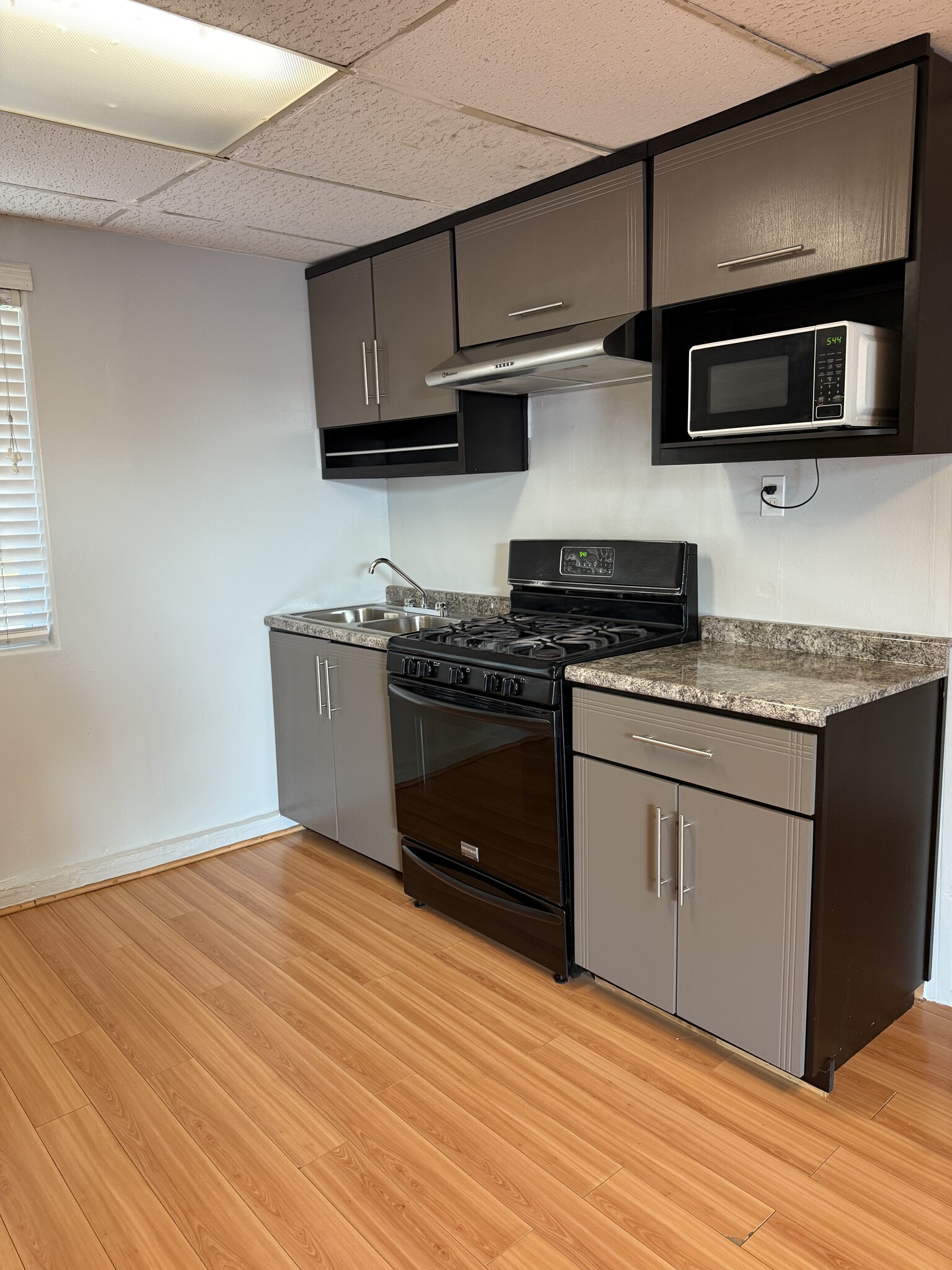 Building Photo - 2866 Calle Salida del Sol