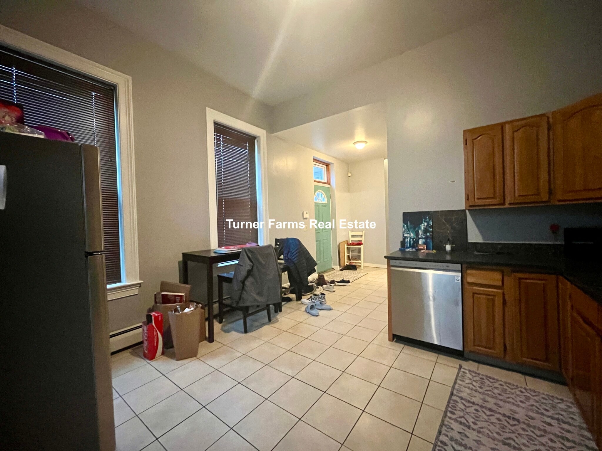 Building Photo - 8 Centre St