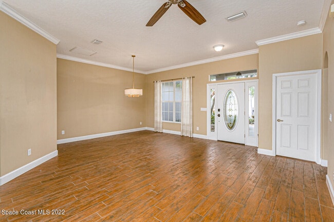 Building Photo - 2585 Summerwind Ct
