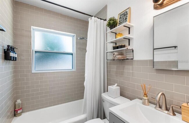 Building Photo - 6801 20th St N