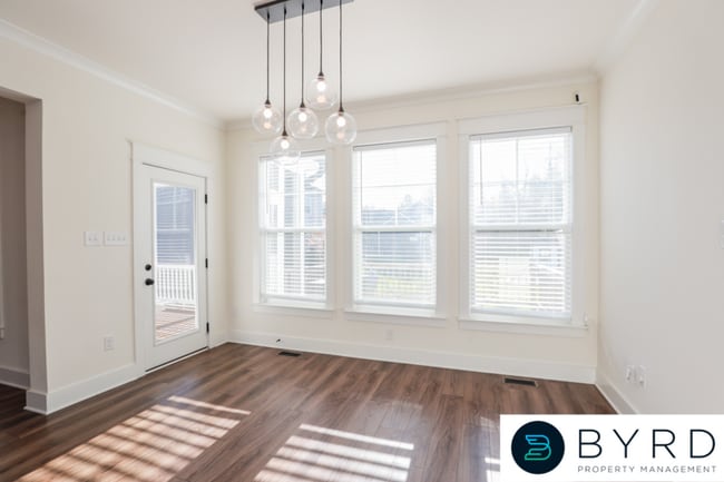 Building Photo - 8900 Forge Gate Ln