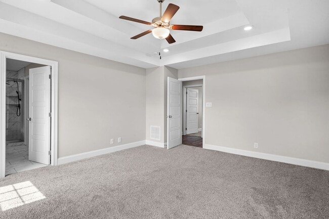 Building Photo - Beautiful Open-Concept Home with Covered Deck & Huge Backyard