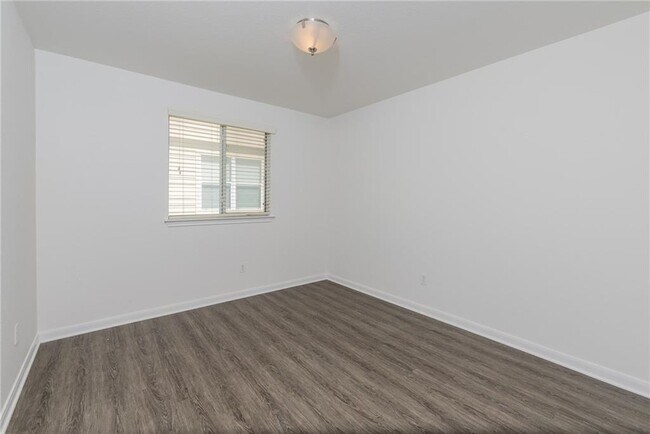 Building Photo - 30118 Diamond Dove Trail