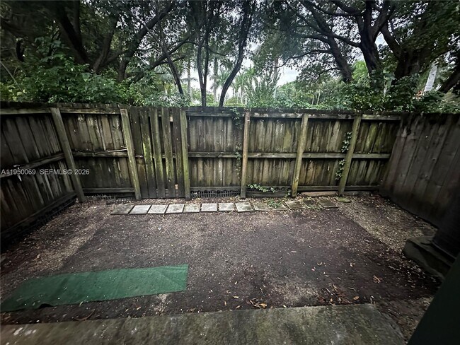 Building Photo - 2818 SE 15th Rd