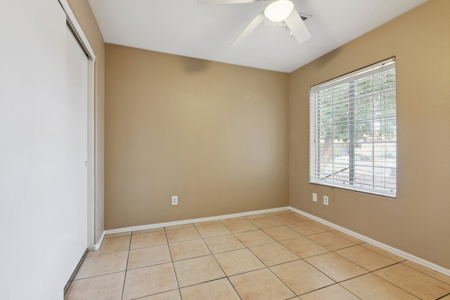 Building Photo - 4545 N 67th Ave