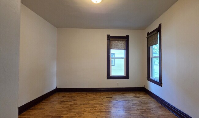 Building Photo - 1115 N Richmond St