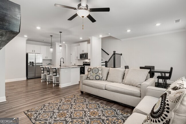 Building Photo - 4635 Cypress Pk Dr