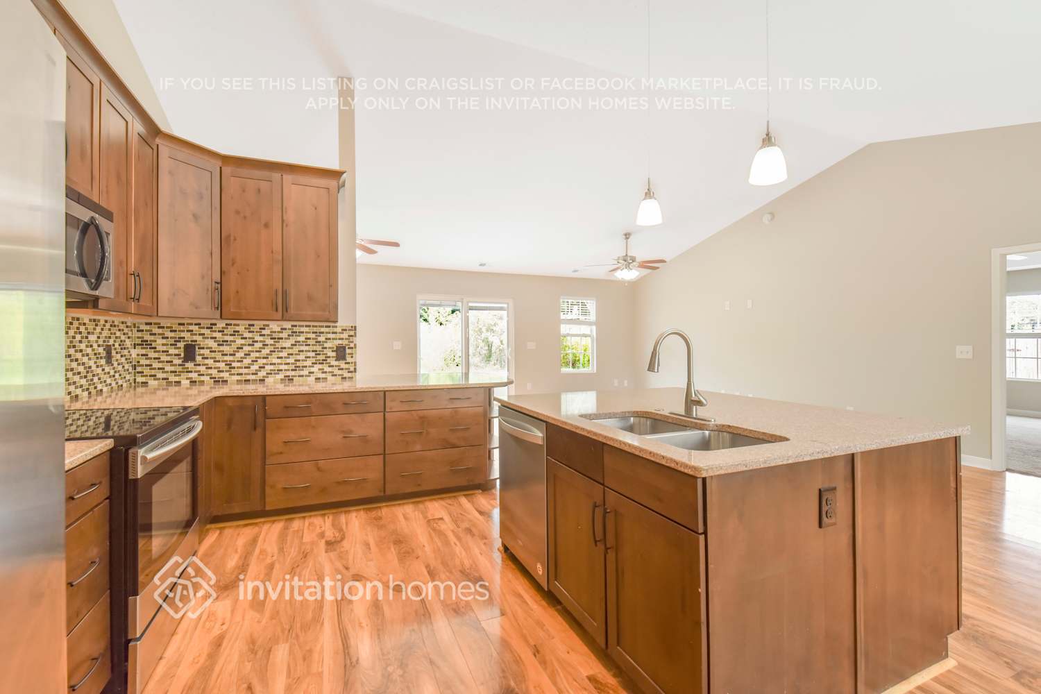 Building Photo - 5906 Barefoot Ln
