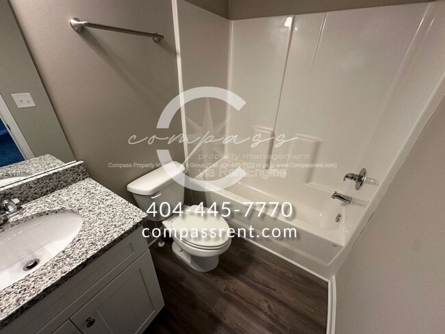 Building Photo - 112 Squarewood Ln NW