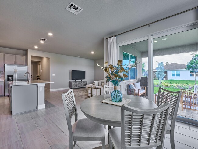 Building Photo - 8960 Dahlia Cir