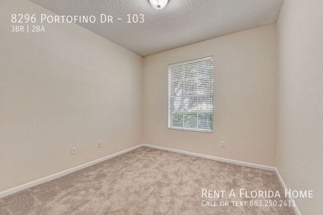 Building Photo - 8296 Portofino Dr
