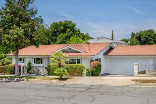 Building Photo - 575 Winona Way
