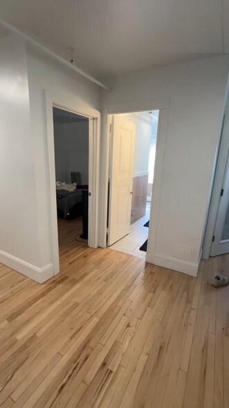 Building Photo - 81 Westland Ave