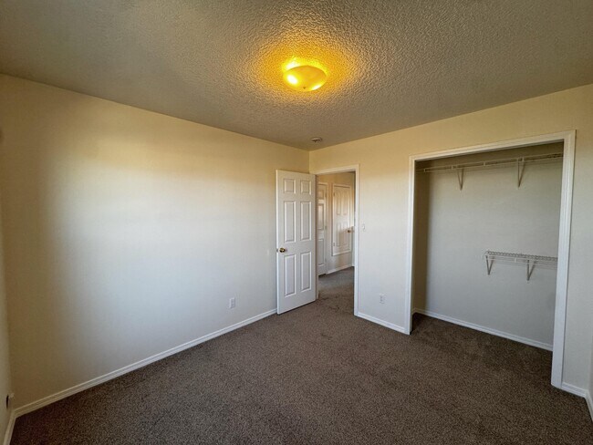 Building Photo - 8300 Bluffs Edge Pl NW