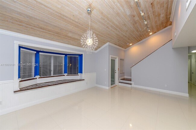 Building Photo - 14471 SW 139th Ave Cir W