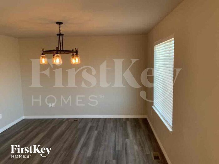 Building Photo - 11036 Rockcastle Dr