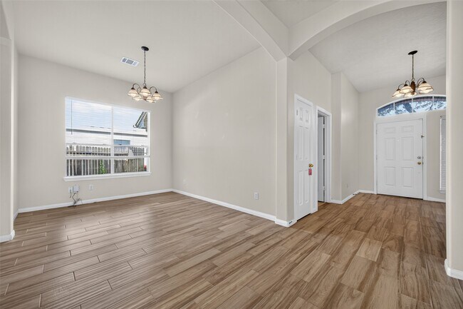 Building Photo - 1706 Teal Run Pl Dr