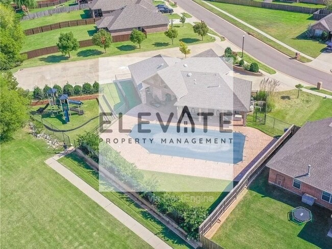 Building Photo - 6812 NW 157th St