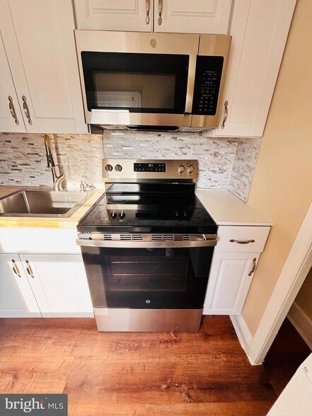 Building Photo - 47 S Merion Ave