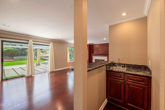 Building Photo - 4272 N Cedarpine Ln