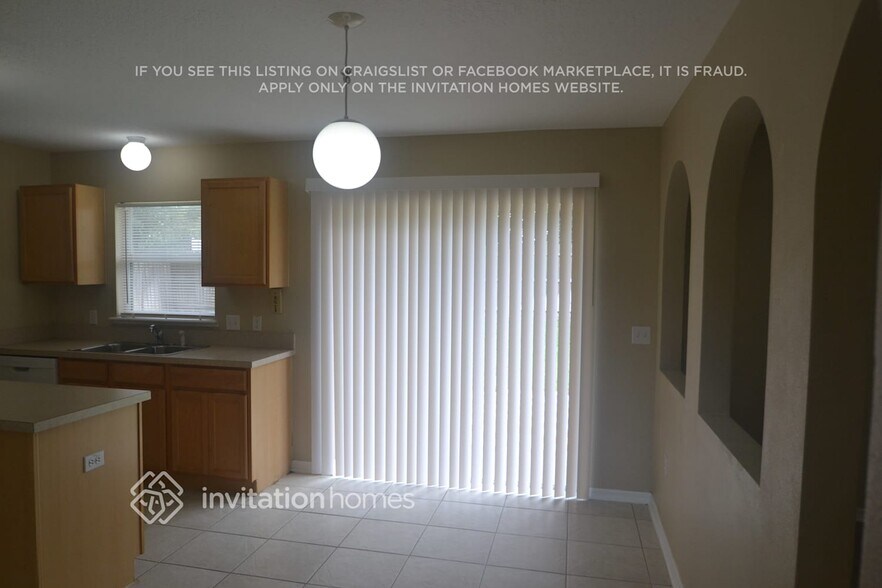 Building Photo - 1112 Imperial Eagle St