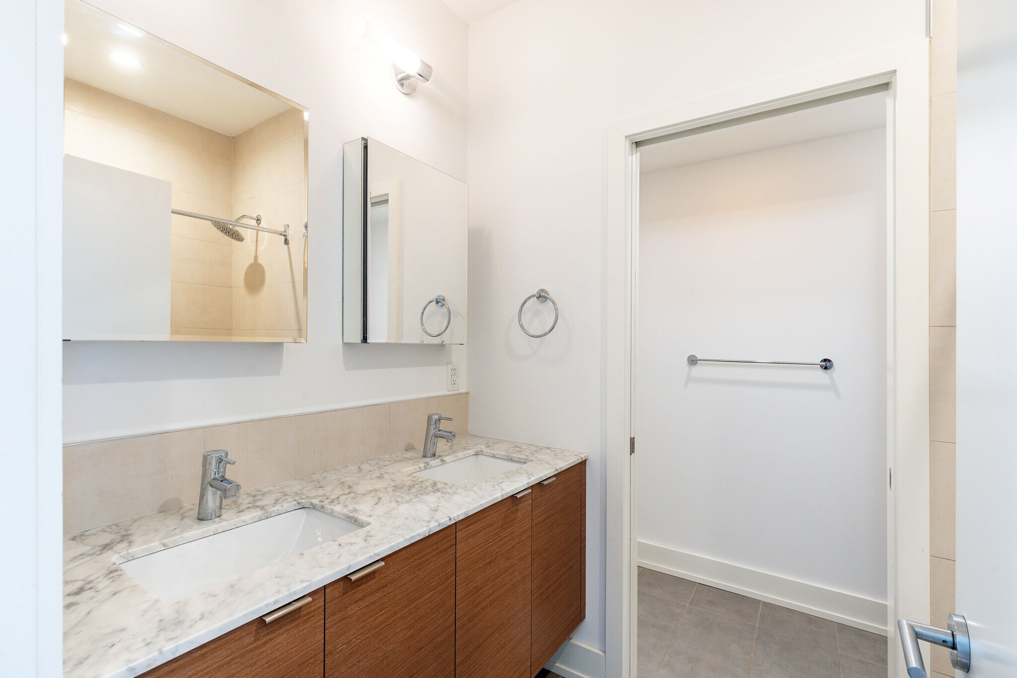 Building Photo - 2058 E Susquehanna Ave