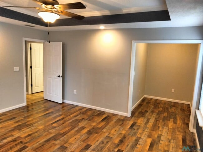 Building Photo - 2304 Ralph Boone