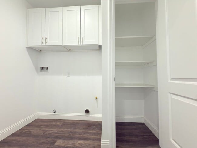 Building Photo - Brand-New 2-Bedroom ADU in Arleta – Be the...